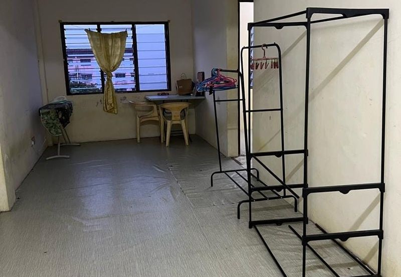 Flat PKNS, Seksyen 7