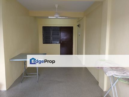 Beautiful Flat PKNS Seksyen 7 Shah Alam, Selangor, Shah Alam