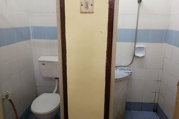 Flat PKNS, Seksyen 7