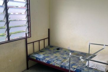 Flat PKNS, Seksyen 7