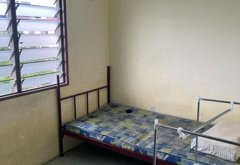 Flat PKNS, Seksyen 7