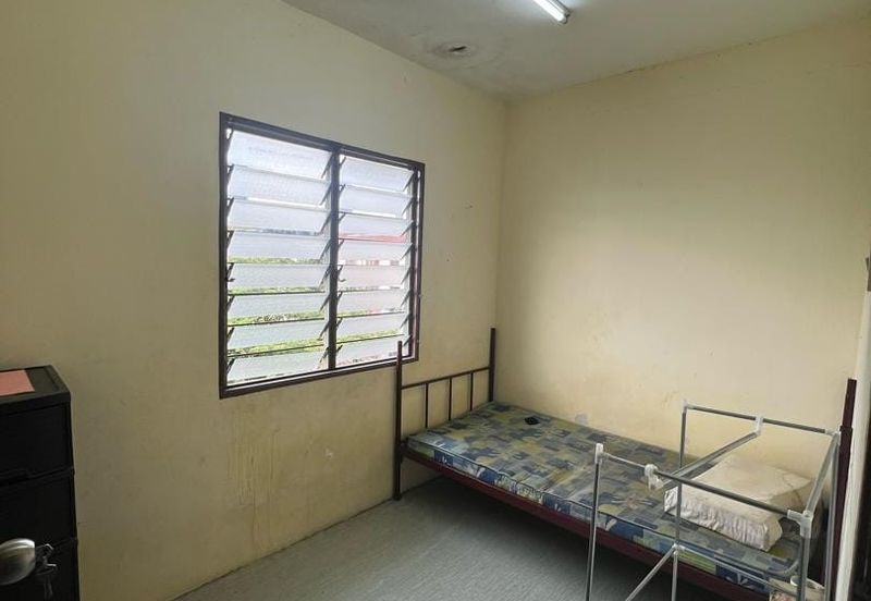 Flat PKNS, Seksyen 7