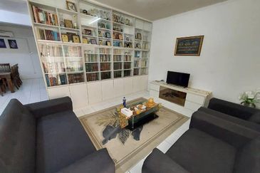 Seksyen 6 @ Bandar Bukit Mahkota