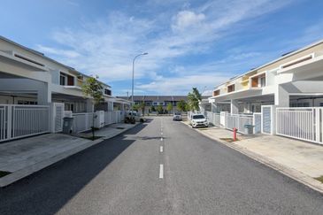 LAMAN SENDAYAN (PRESINT 2)