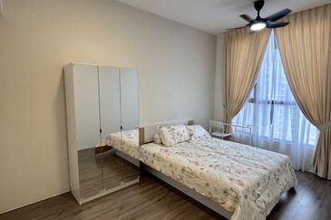 Henna Residence @ The Quartz