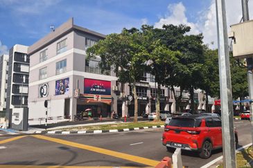Cheras 5% ROI Shop For Sale