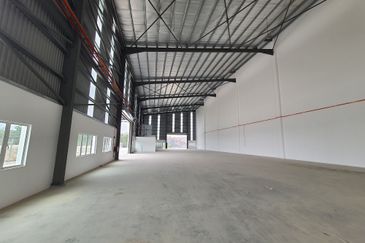 Rawang Bukit Beruntung New Semi-d Factory For Sale less than RM400psf