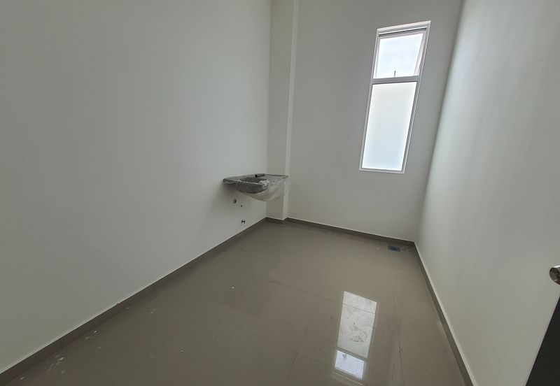 Rawang Bukit Beruntung New Semi-d Factory For Sale less than RM400psf