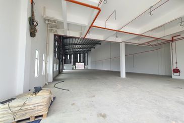 Rawang Bukit Beruntung New Semi-d Factory For Sale less than RM400psf