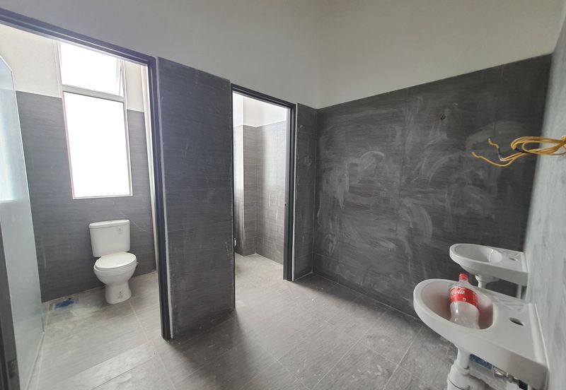 Rawang Bukit Beruntung New Semi-d/Detached Factory For Sale below RM400psf