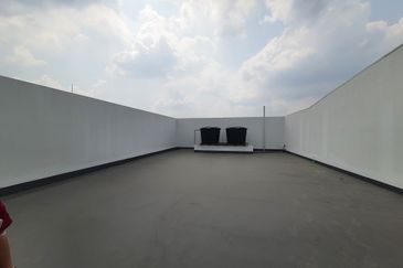 Rawang Bukit Beruntung New Semi-d/Detached Factory For Sale below RM400psf