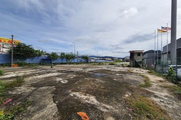 Selayang facing Jalan Kuching 1.9ac commercial potential land to let