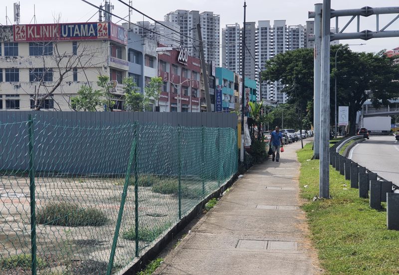 Selayang facing Jalan Kuching 1.9ac commercial potential land to let