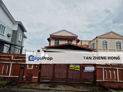 Ukay Perdana 3 Storey Semi D House Renovated Gated Guarded Ampang, Selangor, Ampang