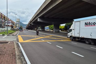Taman Sri Batu Caves
