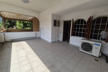 Kampung Baru Air Panas