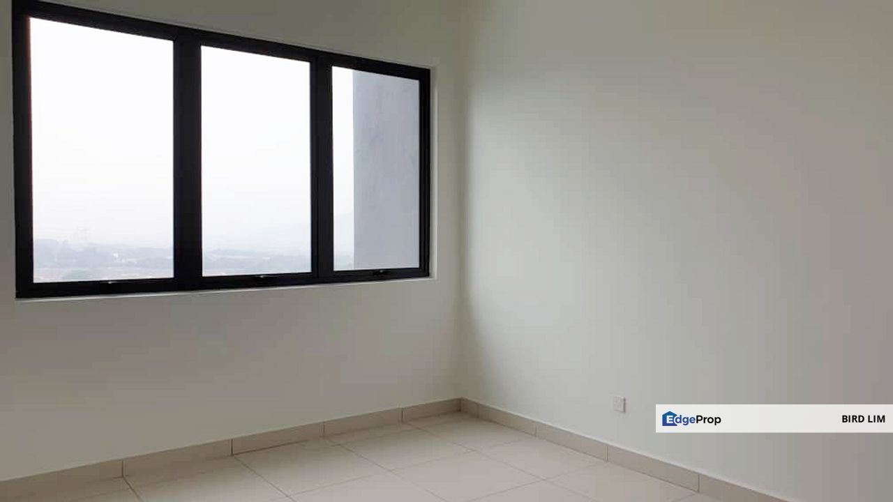 CHEAP! SEMENYIH KIARA PLAZA 1097sf CONDO 3R2B 2C/P, Selangor, Semenyih