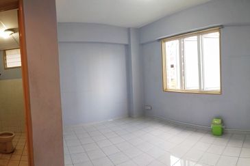Cheras, Bandar Sungai Long, Garden Park, 3R2B Condo W/Lift NonBumi, bandar mahkota cheras, green acre park, flora green, forest green, evergreen park,