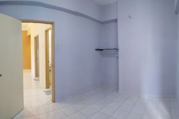 Cheras, Bandar Sungai Long, Garden Park, 3R2B Condo W/Lift NonBumi, bandar mahkota cheras, green acre park, flora green, forest green, evergreen park,