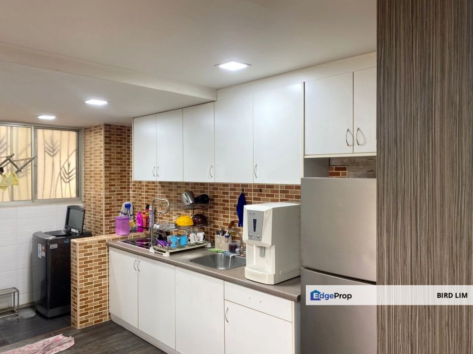 Taman Desa, Abadi Indah Apartment, 3R2B Renovated With Lift Non Bumi Lot With Title, abadi villa, abadi ria, danau idaman, danau murni, danau impian,, Kuala Lumpur, Taman Desa 