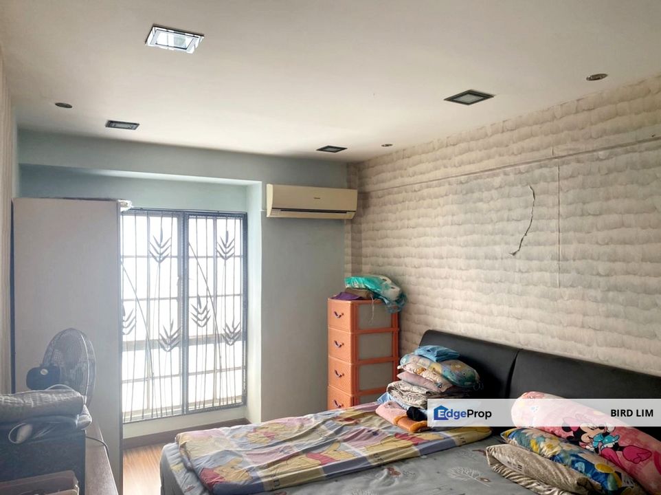 Taman Desa, Abadi Indah Apartment, 3R2B Renovated With Lift Non Bumi Lot With Title, abadi villa, abadi ria, danau idaman, danau murni, danau impian,, Kuala Lumpur, Taman Desa 