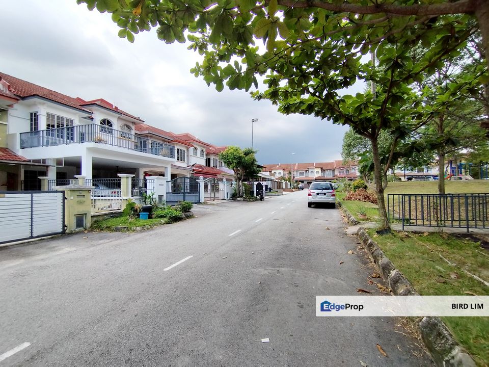 BANDAR PUTERI PUCHONG HILL TOP Puteri 12 2sty FREEHOLD Terrace Landed