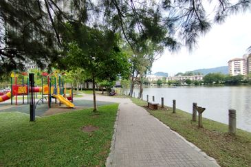 Pandan Heights Condominium