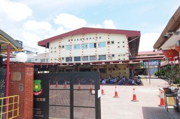 Taman Saujana Puchong