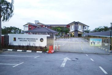 Taman Saujana Puchong