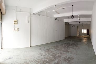 The Trillium @Lake Fields