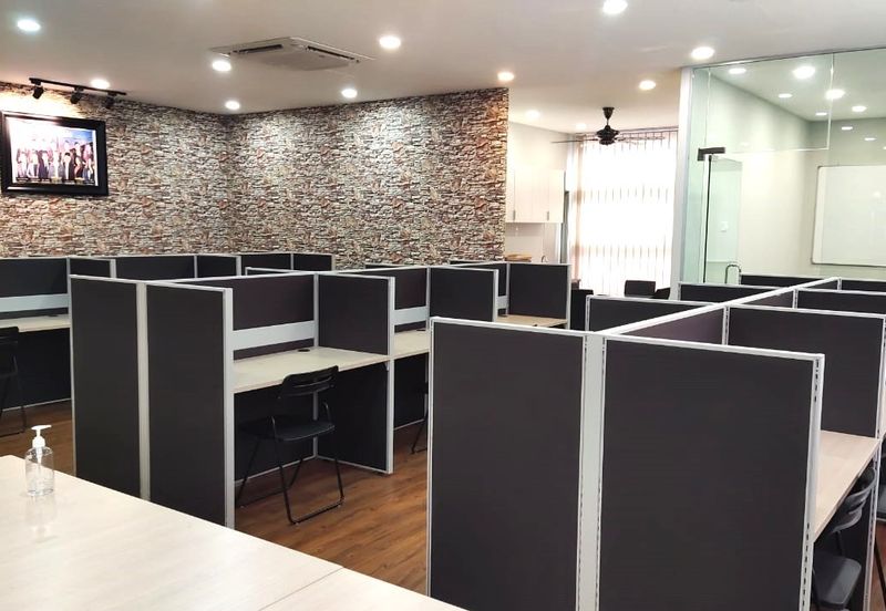 The Trillium @Lake Fields