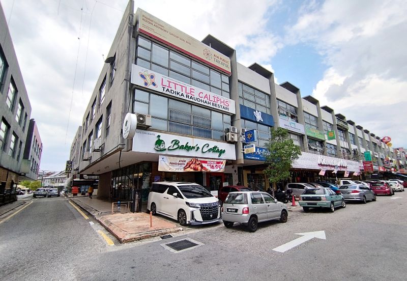 The Trillium @Lake Fields