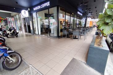 The Trillium @Lake Fields