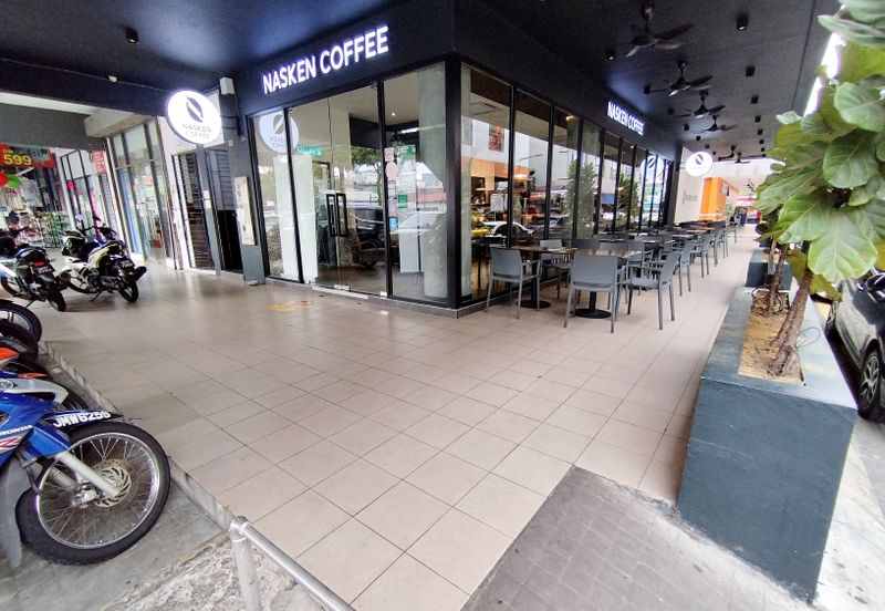 The Trillium @Lake Fields