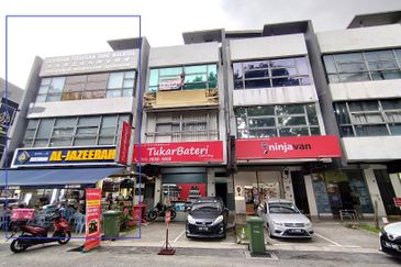 The Trillium @Lake Fields