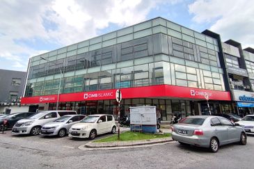 The Grove @ Lake Fields