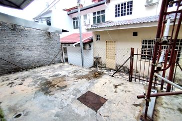 Taman Saujana Puchong