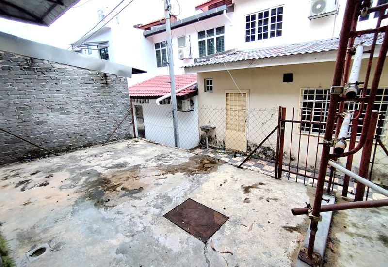 Taman Saujana Puchong