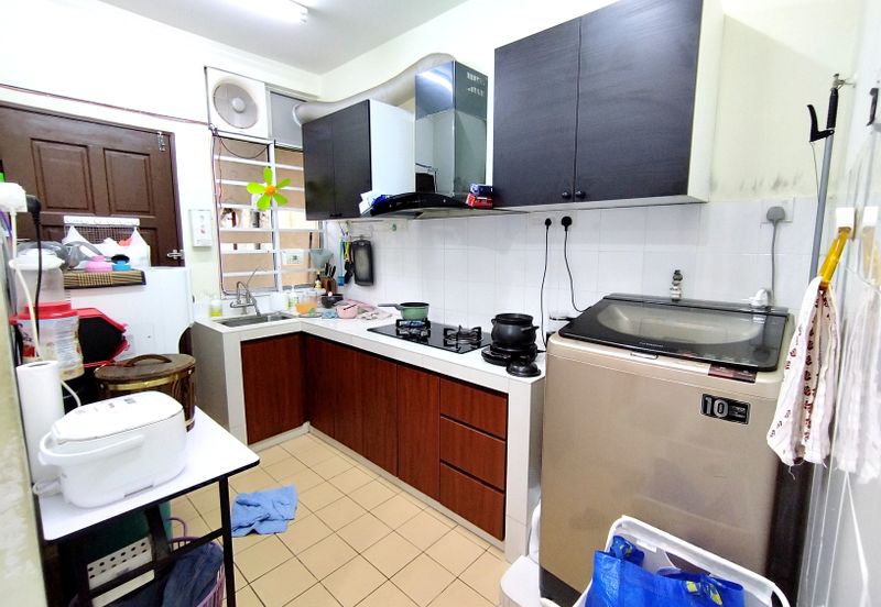 Taman Saujana Puchong