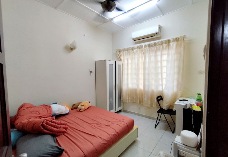 Taman Saujana Puchong