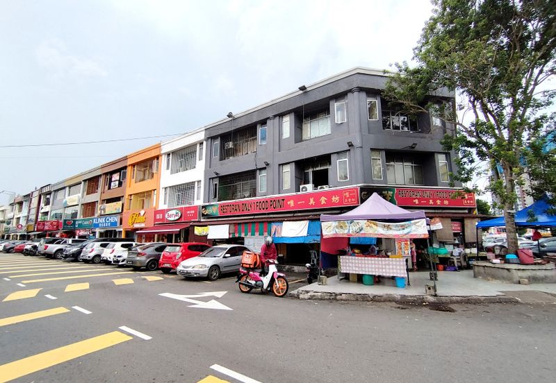 Taman Saujana Puchong