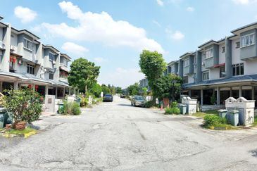 Bukit OUG Townhouse, 1.5sty Terrace Town House Non Bumi Freehold W/Title GuardGated, bukit jalil, taman oug, sri petaling, salak selatan, salak south,