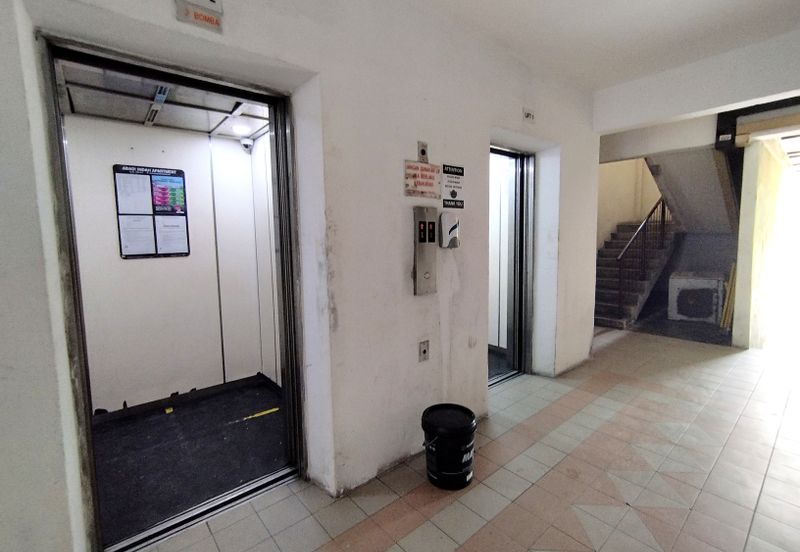 Apartment Abadi Indah