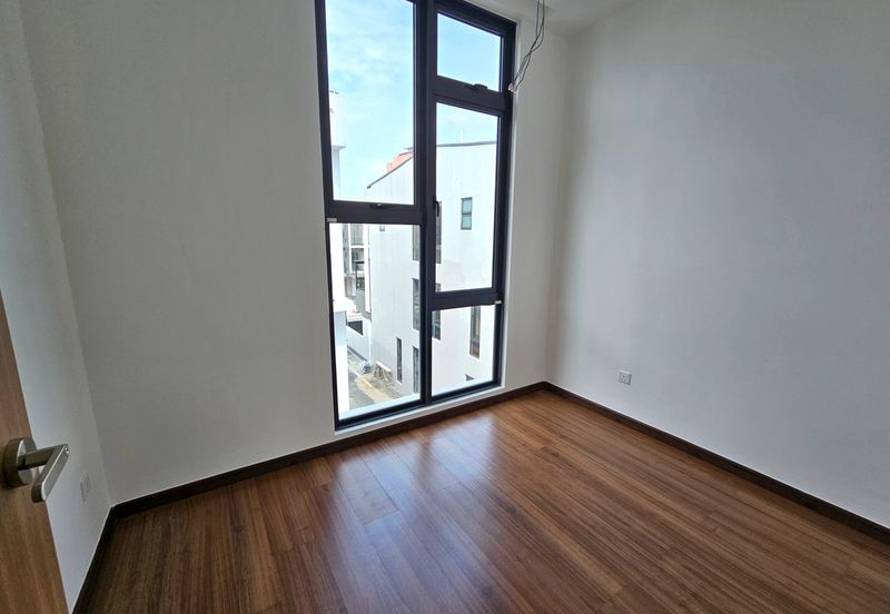 Taman Puchong Legenda