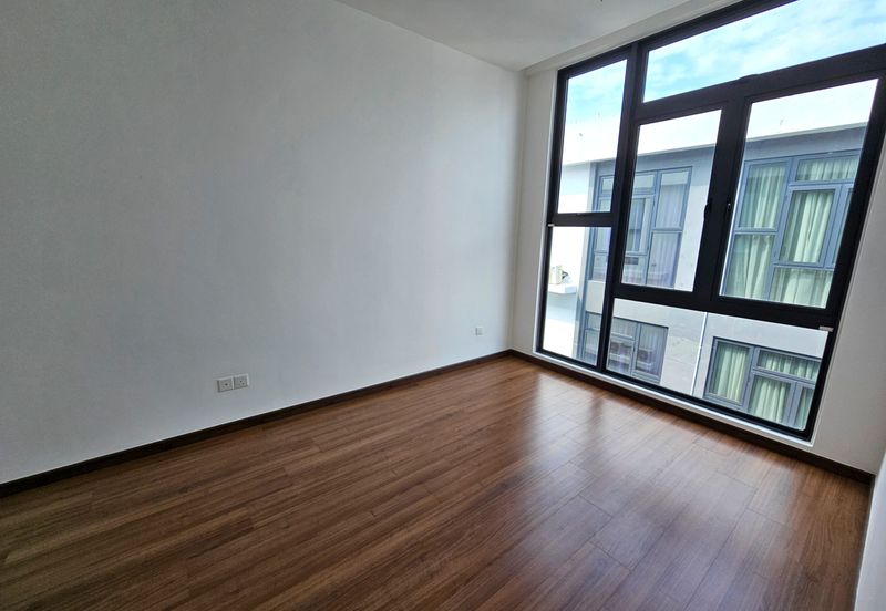 Taman Puchong Legenda