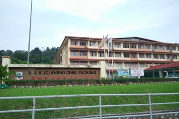 Taman Puchong Legenda