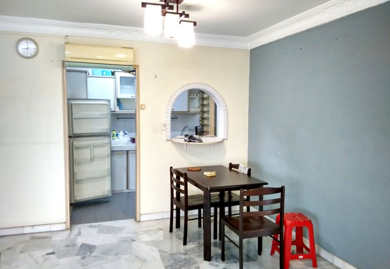 De Tropicana Condominium