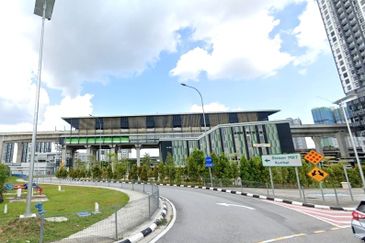 De Tropicana Condominium