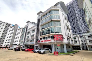 Parklane Commercial Hub