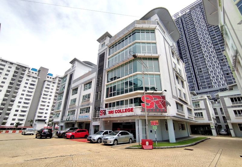 Parklane Commercial Hub